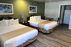Travelodge by Wyndham Redding CA
