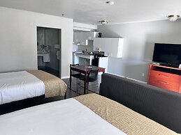 Travelodge by Wyndham Redding CA