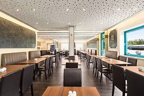 Amedia Express Prag, Trademark Collection by Wyndham