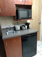 Super 8 by Wyndham High Level AB