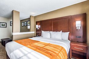 Comfort Inn & Suites Dayton North