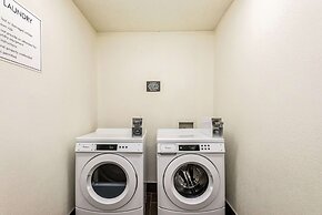 Comfort Inn & Suites Dayton North