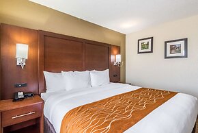 Comfort Inn & Suites Dayton North