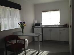 Settlers Motor Lodge