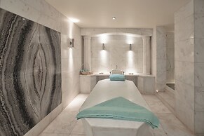 Hilton Alexandria Green Plaza