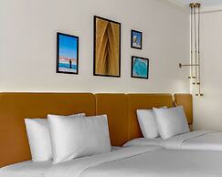 Hilton Alexandria Green Plaza