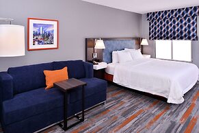 Hampton Inn & Suites Legacy Park-Frisco