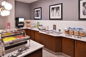 Hampton Inn & Suites Legacy Park-Frisco