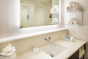 Hampton Inn & Suites Legacy Park-Frisco