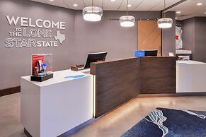 Hampton Inn & Suites Legacy Park-Frisco