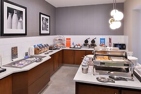 Hampton Inn & Suites Legacy Park-Frisco