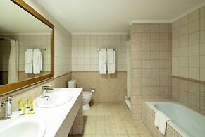 Mitsis Alexander the Great