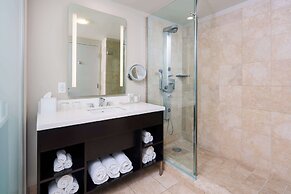 The Lofton Hotel, Tapestry Collection by Hilton