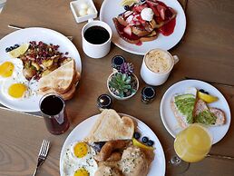 The Lofton Hotel, Tapestry Collection by Hilton