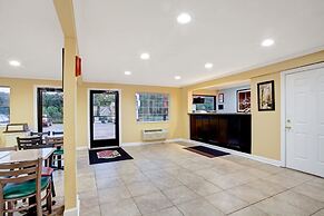 Super 8 by Wyndham Whites Creek/ Nashville NW Area