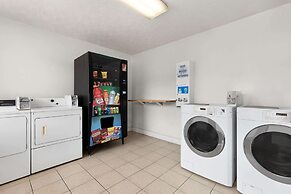 Super 8 by Wyndham Whites Creek/ Nashville NW Area