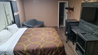 Express Inn & Suites