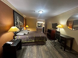 Express Inn & Suites