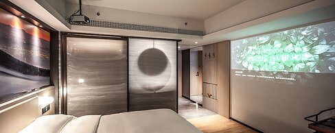 Oasis Avenue – A GDH Hotel