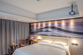 Oasis Avenue – A GDH Hotel