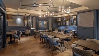Bracken Court Hotel