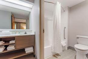 Comfort Inn & Suites LaVale - Cumberland