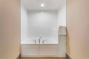 Comfort Inn & Suites LaVale - Cumberland