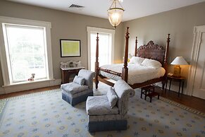 The Berry Hill Resort & Conference Center