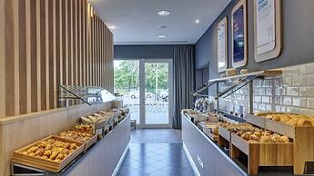 Holiday Inn Express Köln-Mülheim by IHG