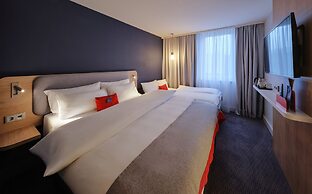 Holiday Inn Express Köln-Mülheim by IHG