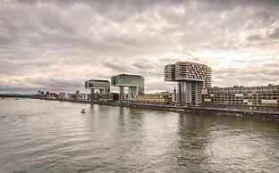 Holiday Inn Express Köln-Mülheim by IHG