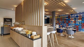 Holiday Inn Express Köln-Mülheim by IHG