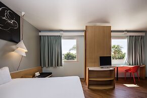 ibis Sevilla