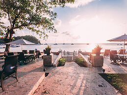 Sunset Shores Beach Hotel