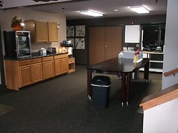 De Smet Super Deluxe Inn and Suites