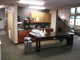 De Smet Super Deluxe Inn and Suites