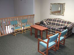 De Smet Super Deluxe Inn and Suites