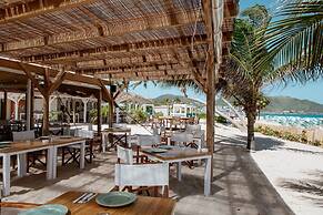 La Playa Orient Bay