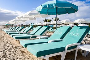 La Playa Orient Bay