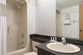 Days Inn by Wyndham Orillia