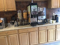 Travelodge by Wyndham Bay Shore Long Island