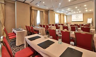 Grand Visconti Palace