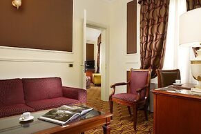 Grand Visconti Palace