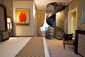 Grand Visconti Palace