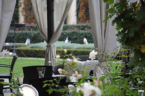 Grand Visconti Palace