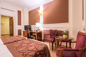 Grand Visconti Palace