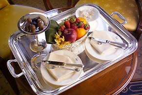 Grand Visconti Palace