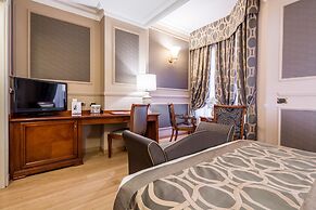 Grand Visconti Palace