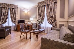 Grand Visconti Palace