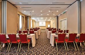 Grand Visconti Palace